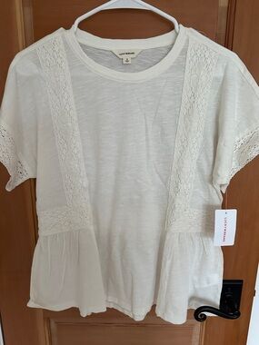 Lucky Brand Cream Lace-Trim Peplum Tee